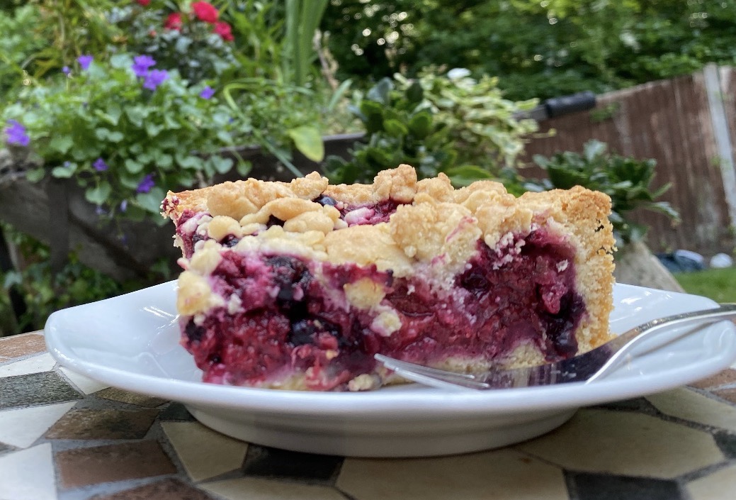 Summer Berry Crumble Tart